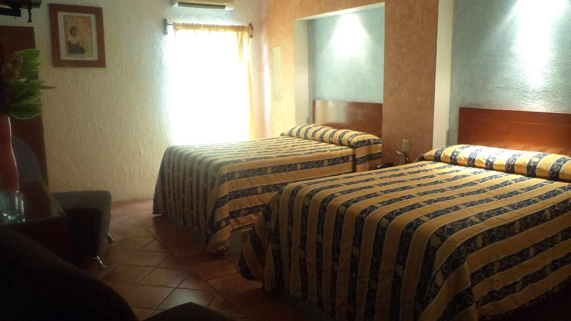 טקילה Hotel La Rienda Mision Tequillan מראה חיצוני תמונה